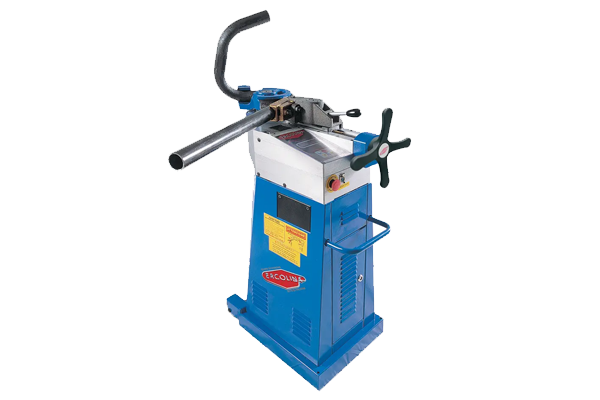 CE 100 Muotorauta ja putkentaivutuskoneet