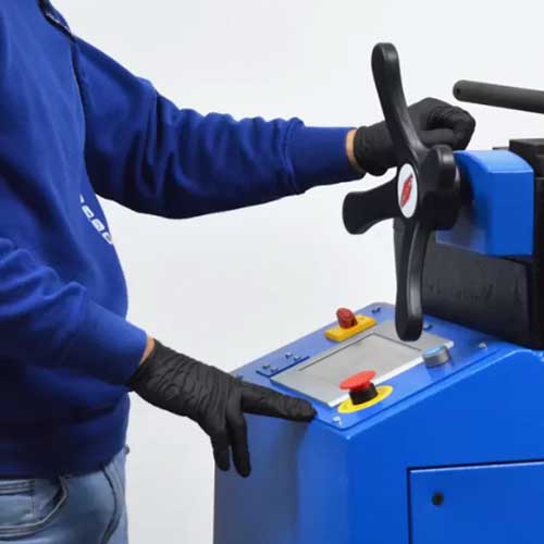 Putkity&ouml;kalu TB130 max.kapasiteetti 129,1 mm