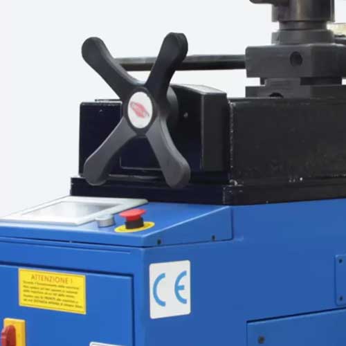 Putkityökalu TB80 kapasiteetti 80 mm